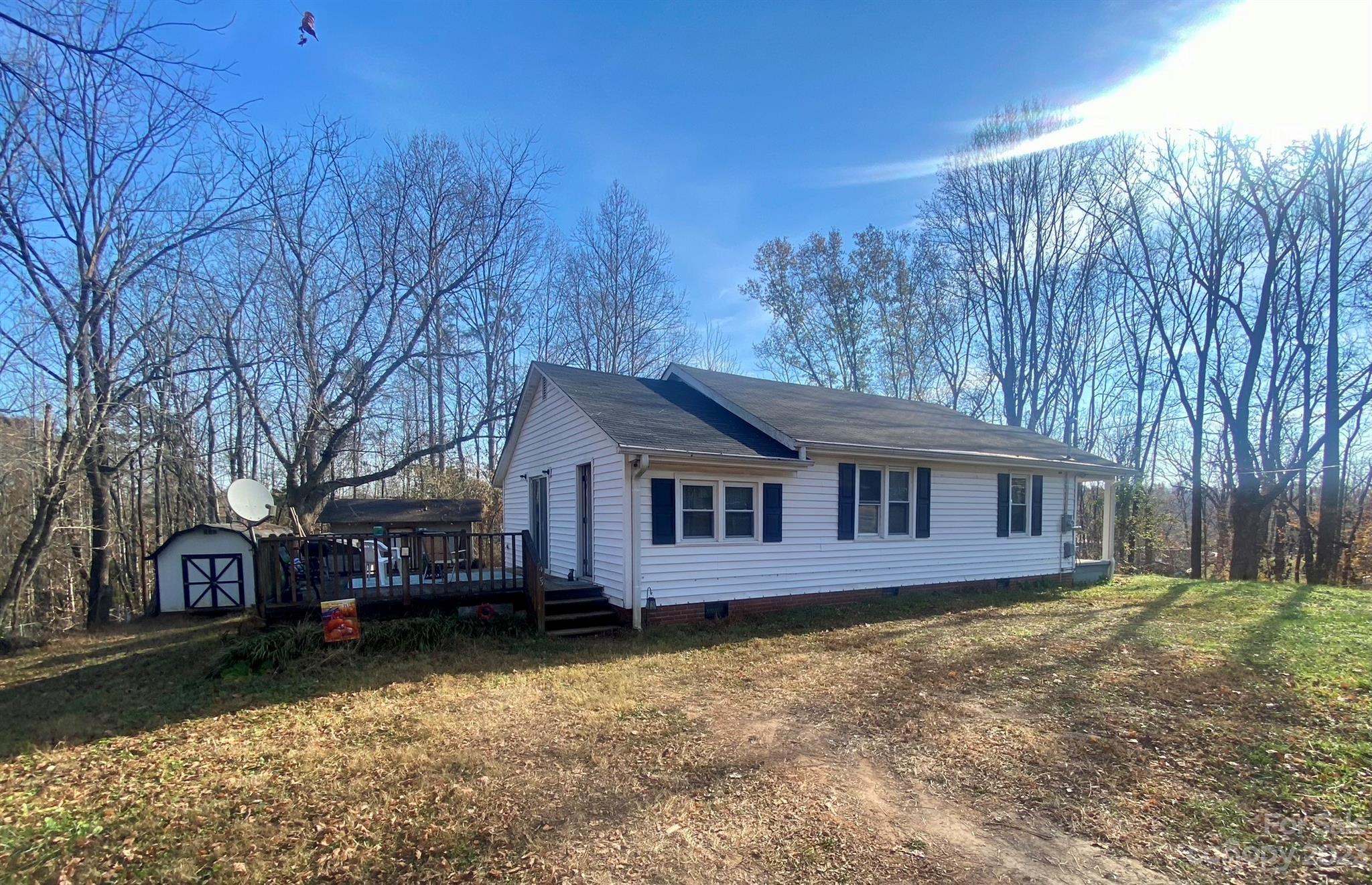 423 Decatur Avenue Elkin, NC 28621 - Photo 3 of 27 Gallery Image 3