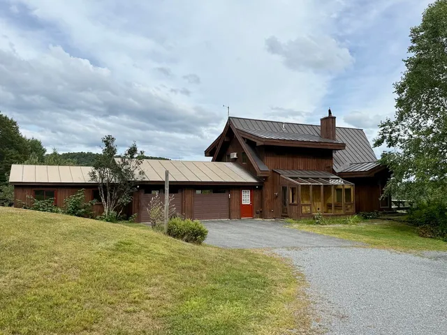 $1,375,000 | 2208-2432 Backway Road, Corinth, VT 05039