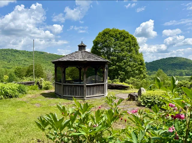 $1,375,000 | 2208-2432 Backway Road, Corinth, VT 05039