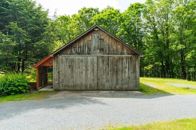 $1,375,000 | 2208-2432 Backway Road, Corinth, VT 05039
