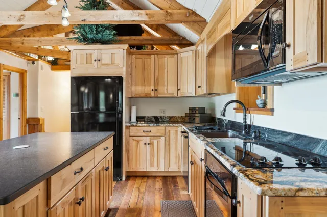 $1,375,000 | 2208-2432 Backway Road, Corinth, VT 05039