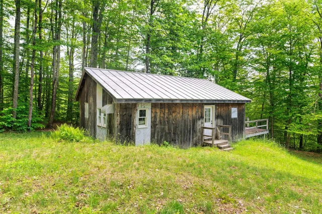 $1,375,000 | 2208-2432 Backway Road, Corinth, VT 05039