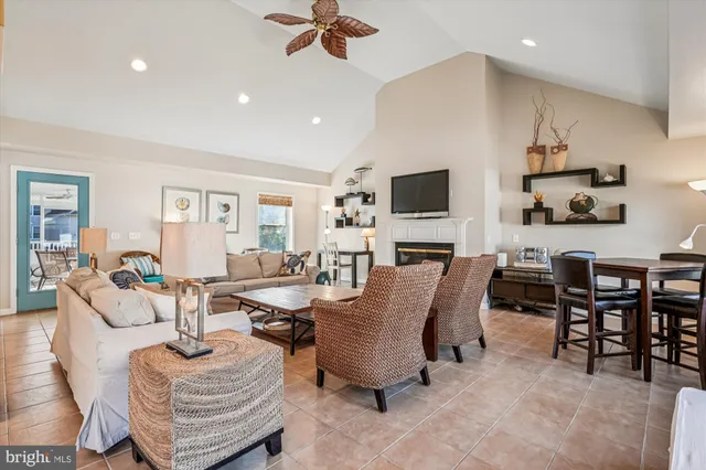 $1,250,000 | 990 Hawksbill Street, Bethany Beach, DE 19930