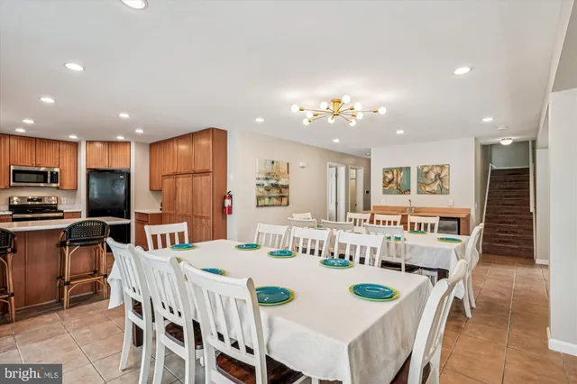 $1,250,000 | 990 Hawksbill Street, Bethany Beach, DE 19930