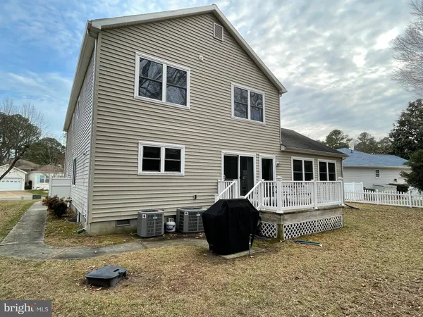 $1,225,000 | 990 Hawksbill Street, Bethany Beach, DE 19930