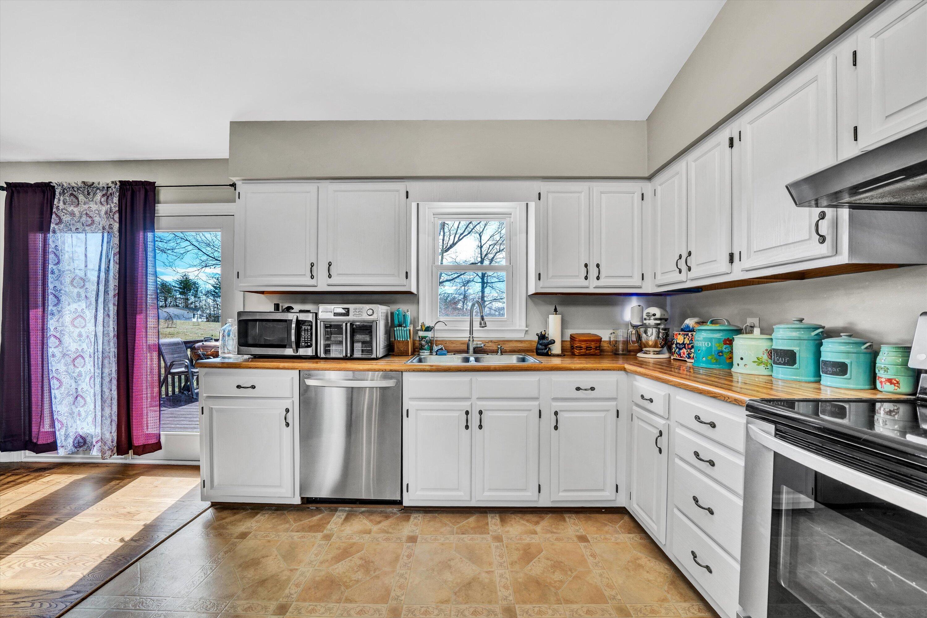 350 Holland Road Callaway, VA 24067 - Photo 7 of 36 Updated Kitchen