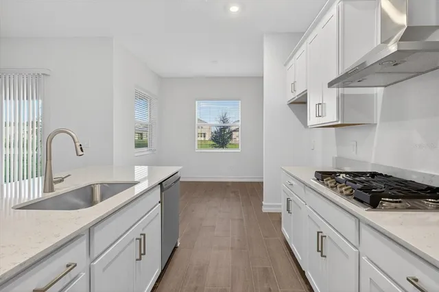 $4,700 | 6925 East 116th Court, Palmetto, FL 34221