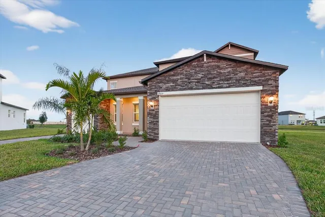 $4,700 | 6925 East 116th Court, Palmetto, FL 34221