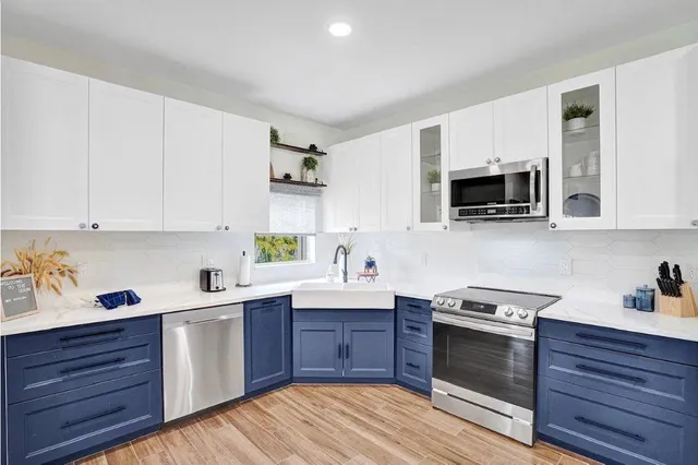 $7,500 | 2622 Northeast 27th Avenue, Lighthouse Point, FL 33064