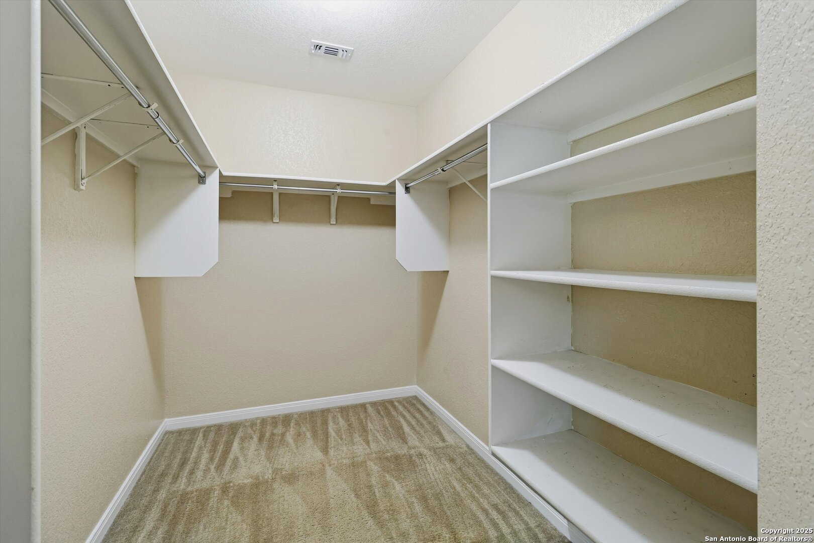 6775 Wayman Ridge Live Oak, TX 78233 - Photo 13 of 25