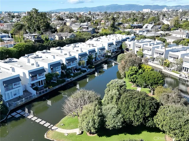 $1,649,998 | 620 Harbor Street, Unit 6, Venice, CA 90291