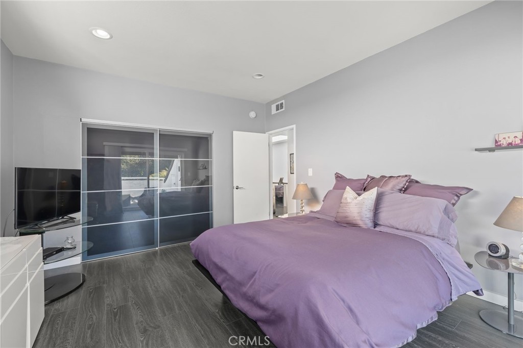 620 Harbor Street, Unit 6 Venice, CA 90291 - Photo 37 of 64 Bedroom 3