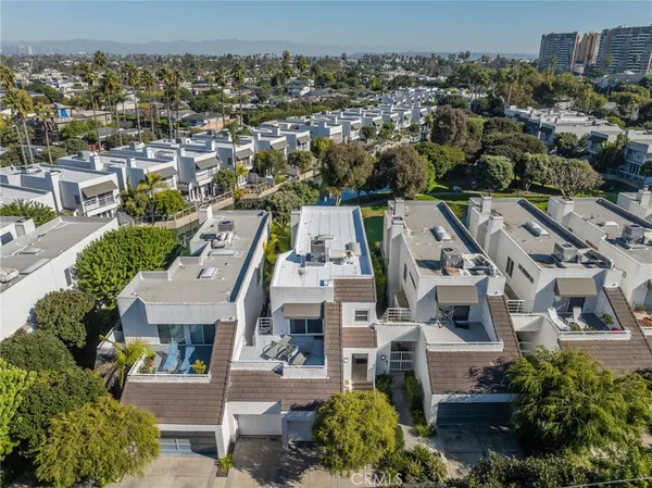 $1,800,000 | 620 Harbor Street, Unit 6, Venice, CA 90291