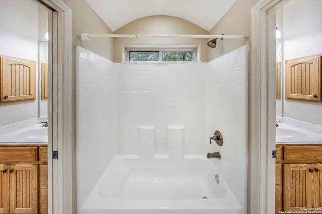 a bathroom with a tub