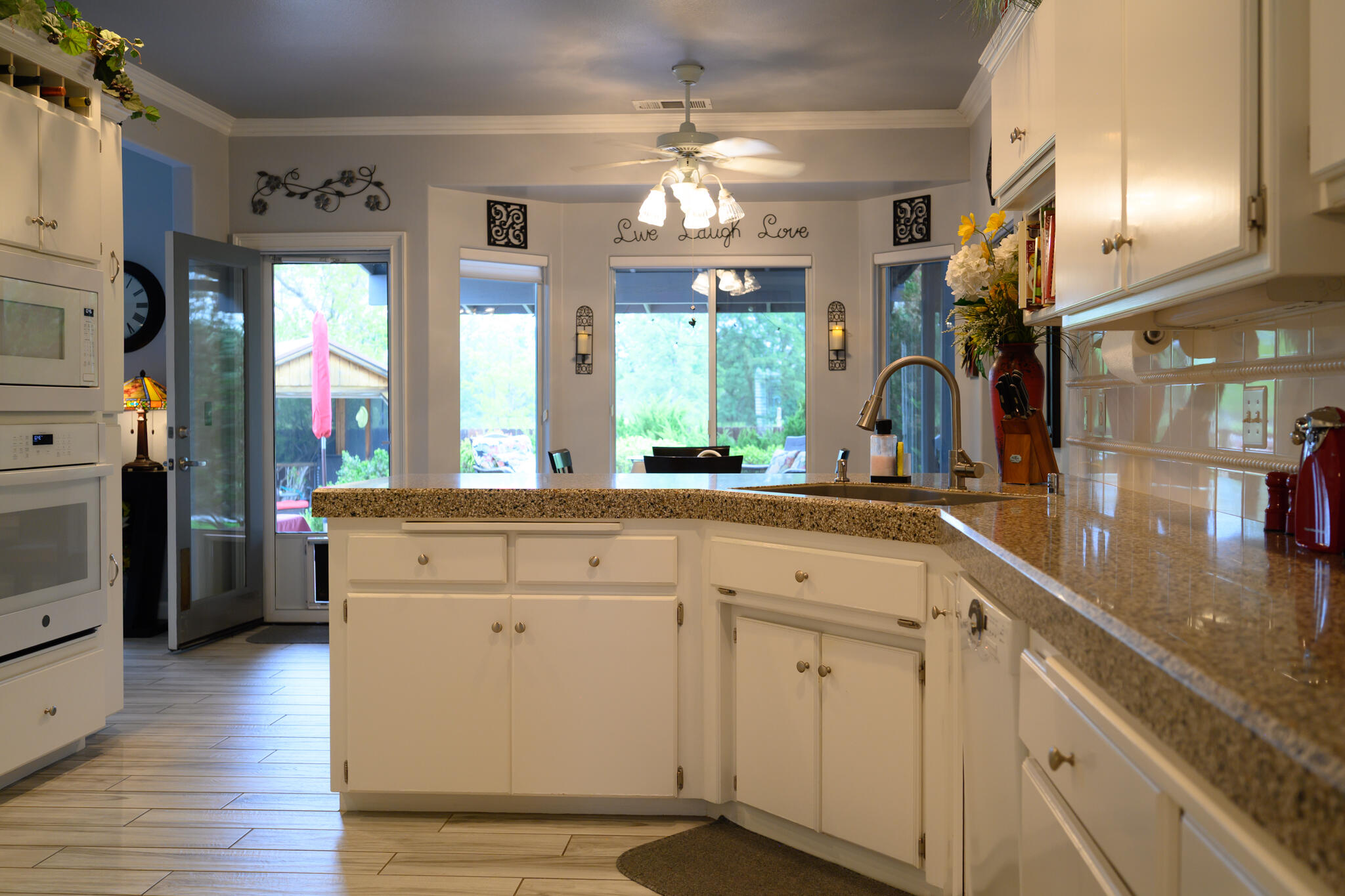 2071 Hope Lane Redding, CA 96003 - Photo 18 of 45 a spacious bathroom with double vanity and a mirror