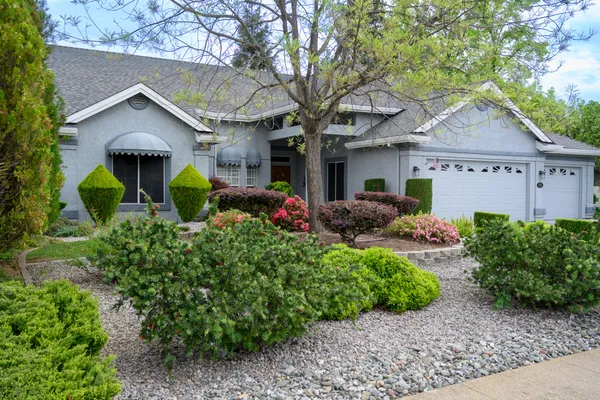 $620,000 | 2071 Hope Lane, Redding, CA 96003