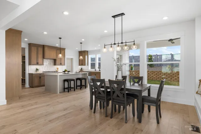 $799,900 | 5665 South Snowden Avenue, Meridian, ID 83642