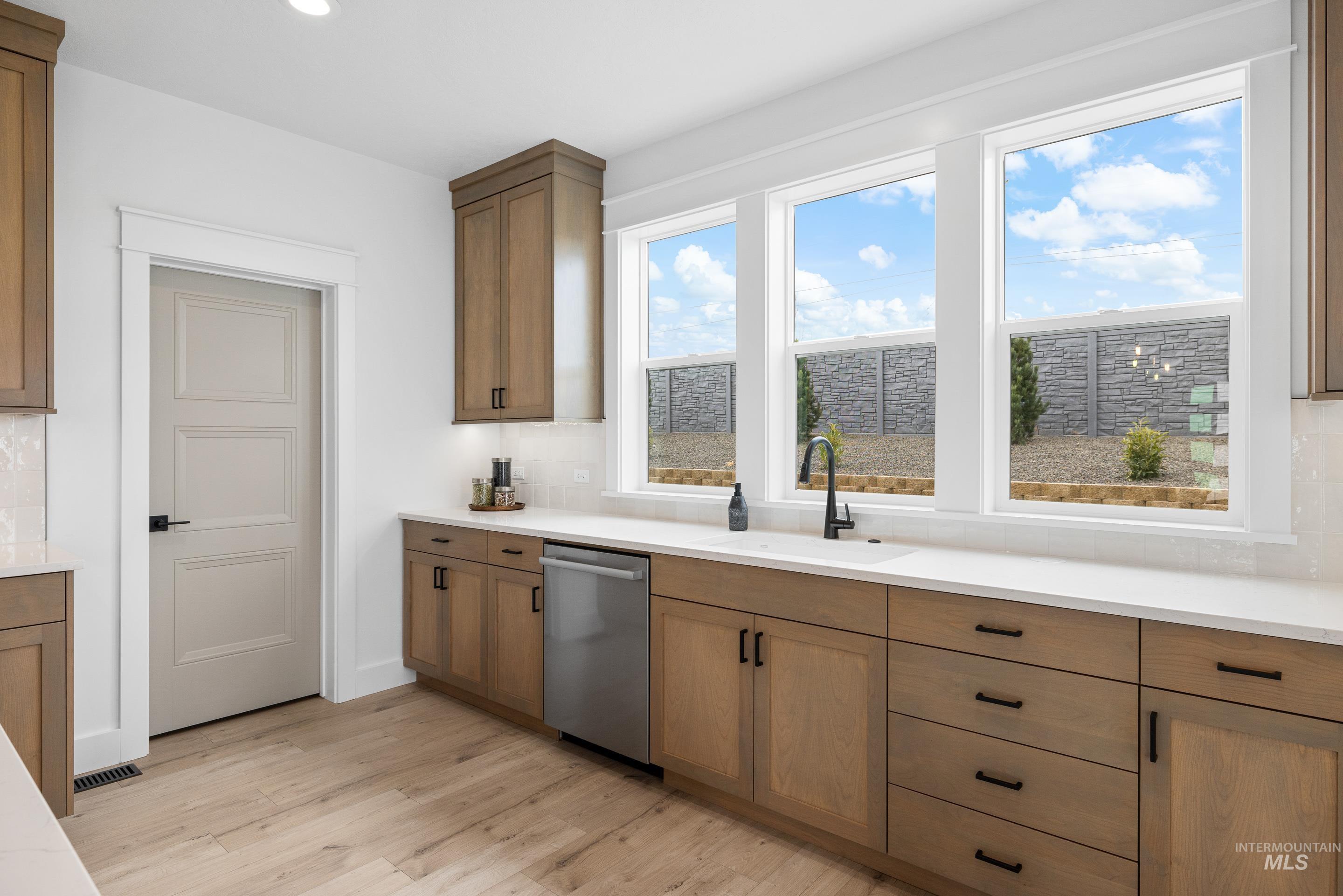 5665 South Snowden Avenue Meridian, ID 83642 - Photo 18 of 50