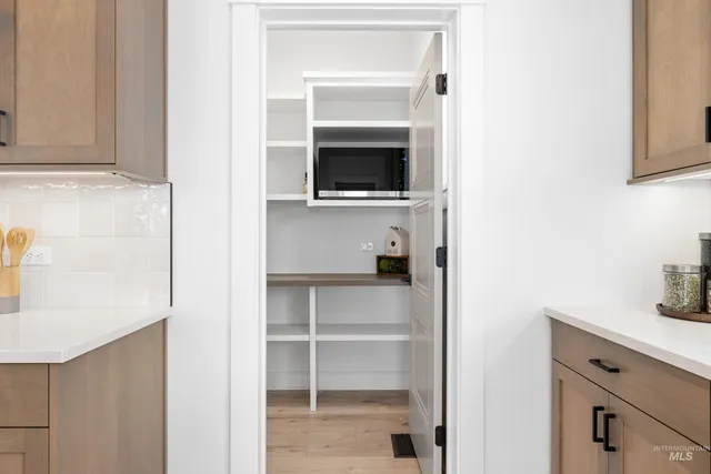 $799,900 | 5665 South Snowden Avenue, Meridian, ID 83642