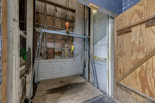 $975,000 | 3723 Commonwealth Avenue, Maplewood, MO 63143