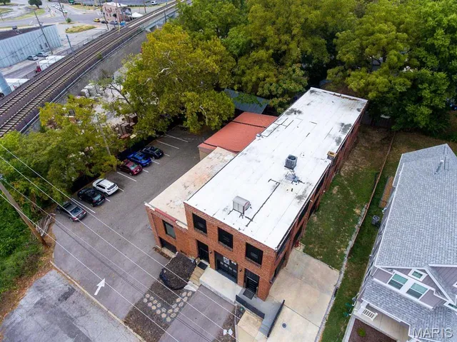 $975,000 | 3723 Commonwealth Avenue, Maplewood, MO 63143