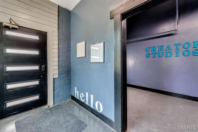 $975,000 | 3723 Commonwealth Avenue, Maplewood, MO 63143