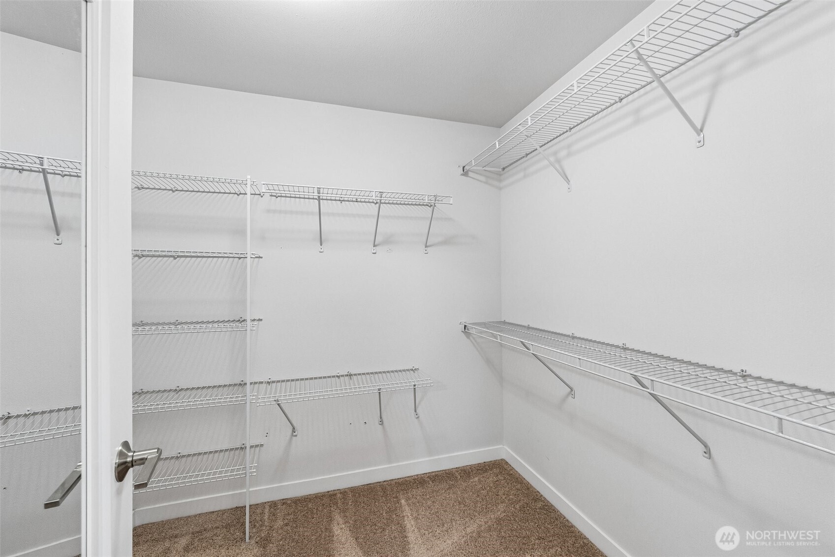 22923 79th Lane West, Unit B Edmonds, WA 98026 - Photo 16 of 27