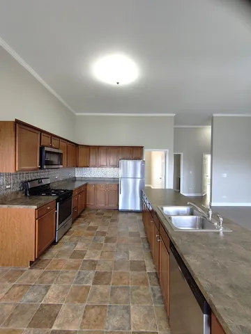 $1,425 | 2026 North 3372nd Road, Unit 503, Ottawa, IL 61350