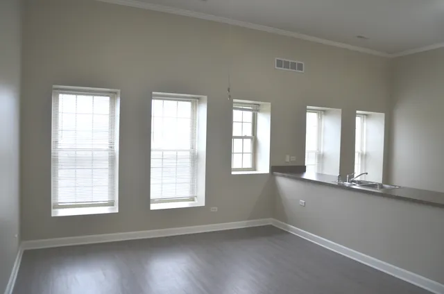 $1,425 | 2026 North 3372nd Road, Unit 503, Ottawa, IL 61350