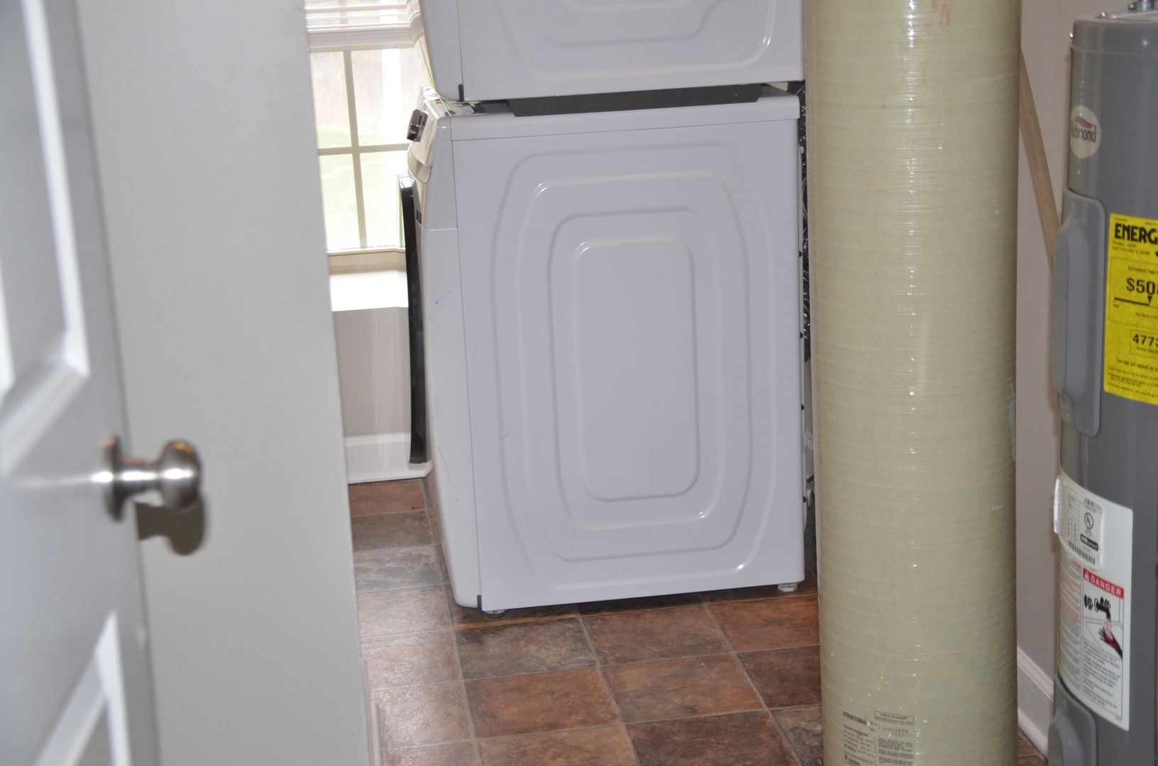 2026 North 3372nd Road, Unit 503 Ottawa, IL 61350 - Photo 40 of 49 a view of front door