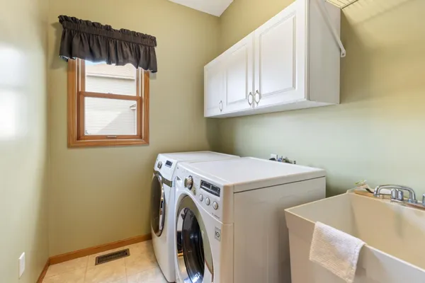 $609,900 | 20607 Jupiter Path, Lakeville, MN 55044