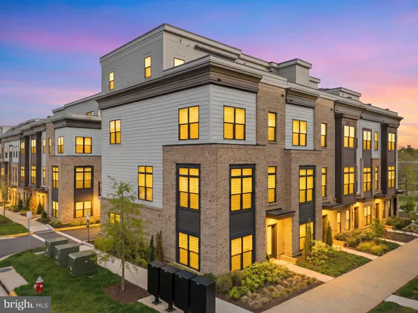 $1,445,000 | 2040 Tysons Ridgeline Road, Falls Church, VA 22043