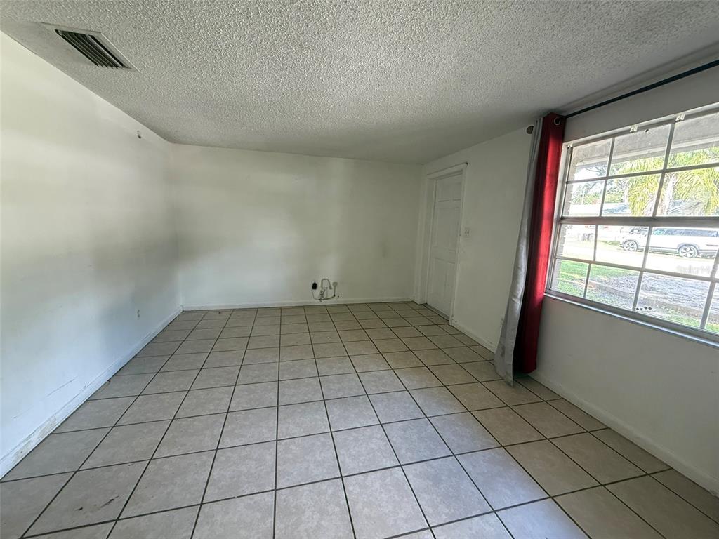 1008 Melrose Street, Unit B Seffner, FL 33584 - Photo 8 of 17