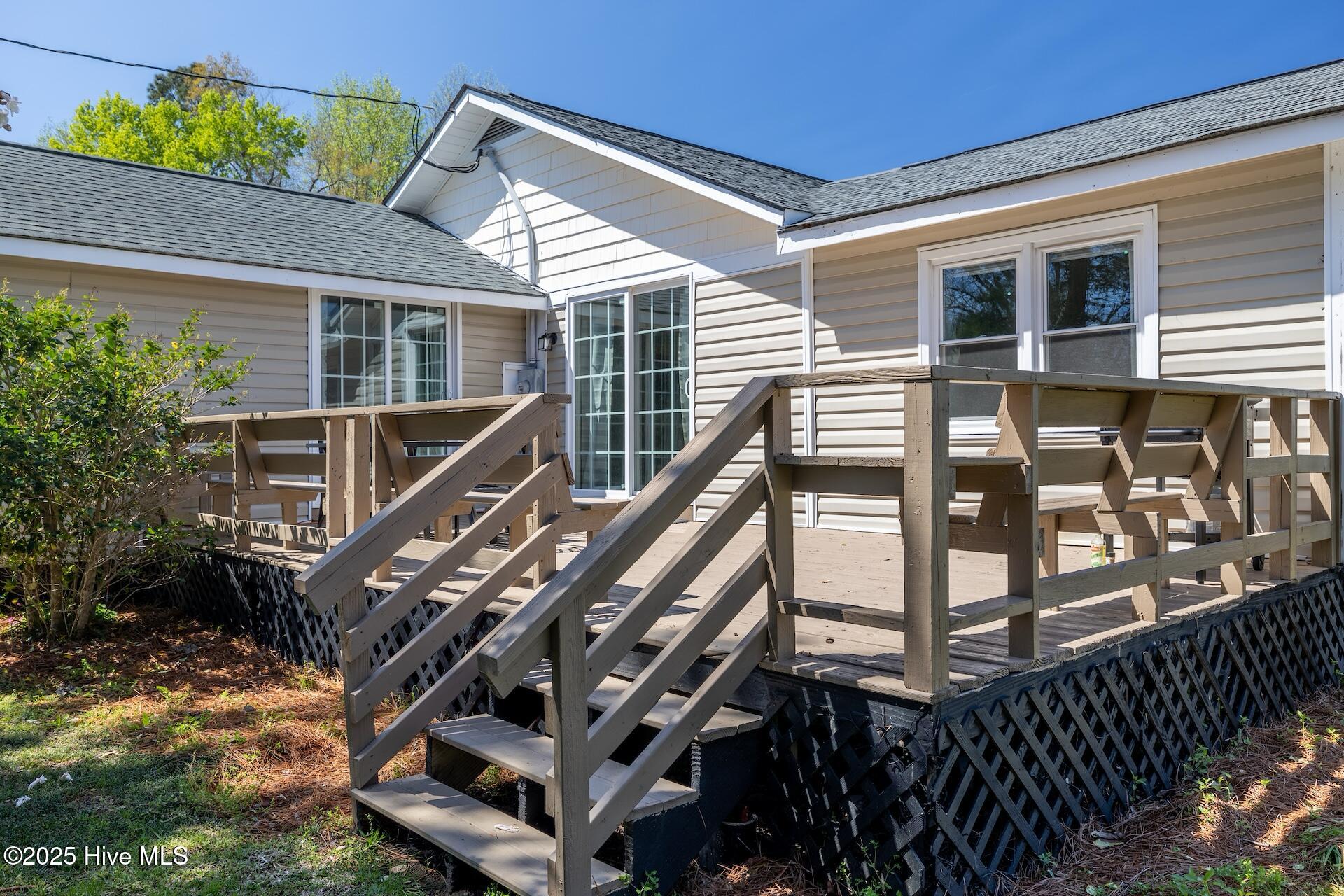 588 Nine Foot Road Newport, NC 28570 - Photo 29 of 39 Deck