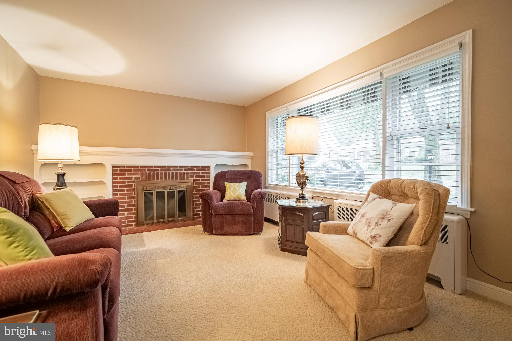 777 Clearmount Road York, PA 17403 - Photo 3 of 20 Gallery Image 3