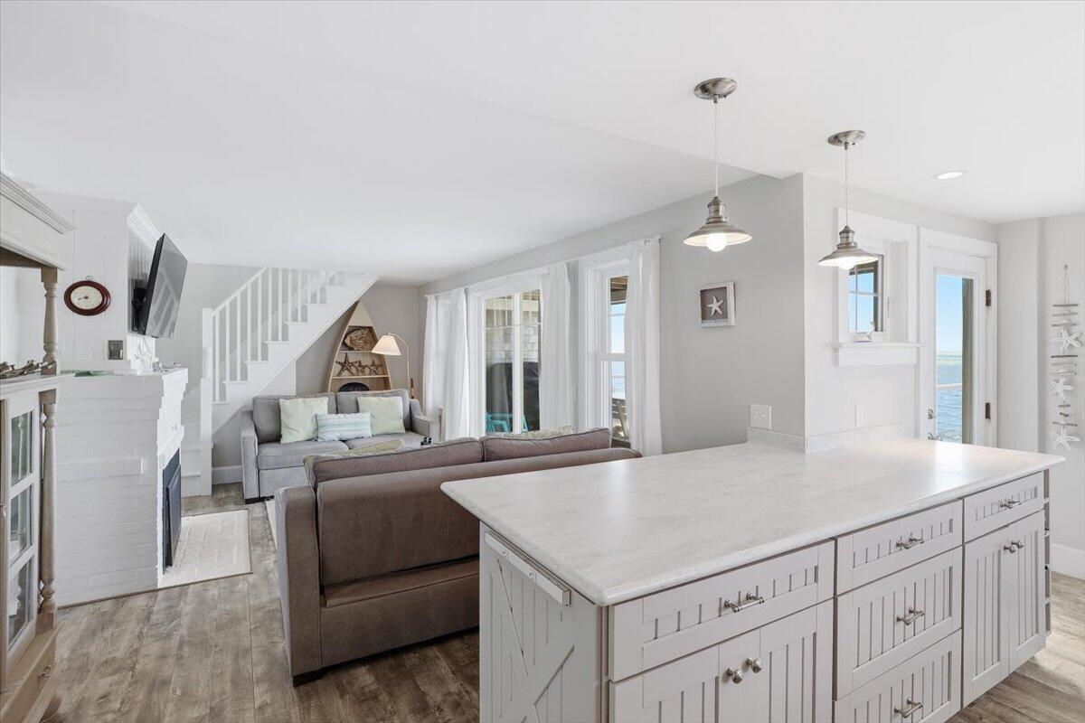 141 Old Wharf Road Dennis Port, MA 02639 - Photo 4 of 44 141