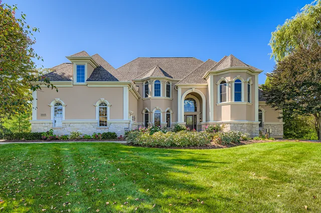 $1,250,000 | 3513 Deep Wood Drive, Crystal Lake, IL 60012