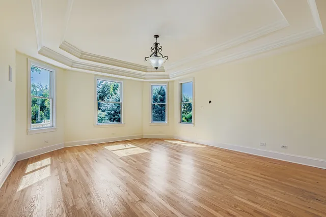 $1,250,000 | 3513 Deep Wood Drive, Crystal Lake, IL 60012