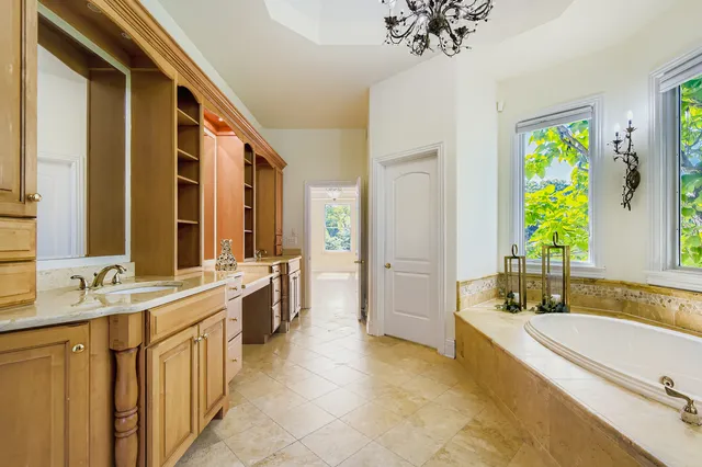 $1,250,000 | 3513 Deep Wood Drive, Crystal Lake, IL 60012