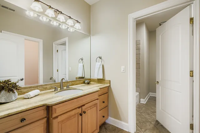 $1,250,000 | 3513 Deep Wood Drive, Crystal Lake, IL 60012