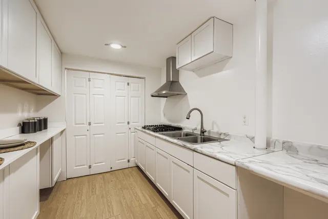 $1,250,000 | 3513 Deep Wood Drive, Crystal Lake, IL 60012