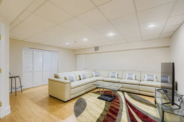 $1,250,000 | 3513 Deep Wood Drive, Crystal Lake, IL 60012