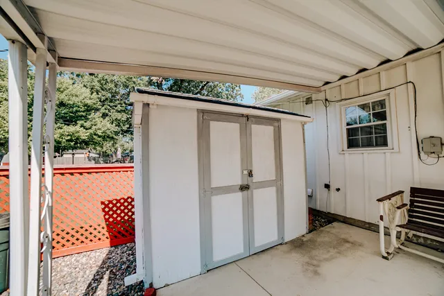 $99,900 | 100 West Herron Court, Watseka, IL 60970