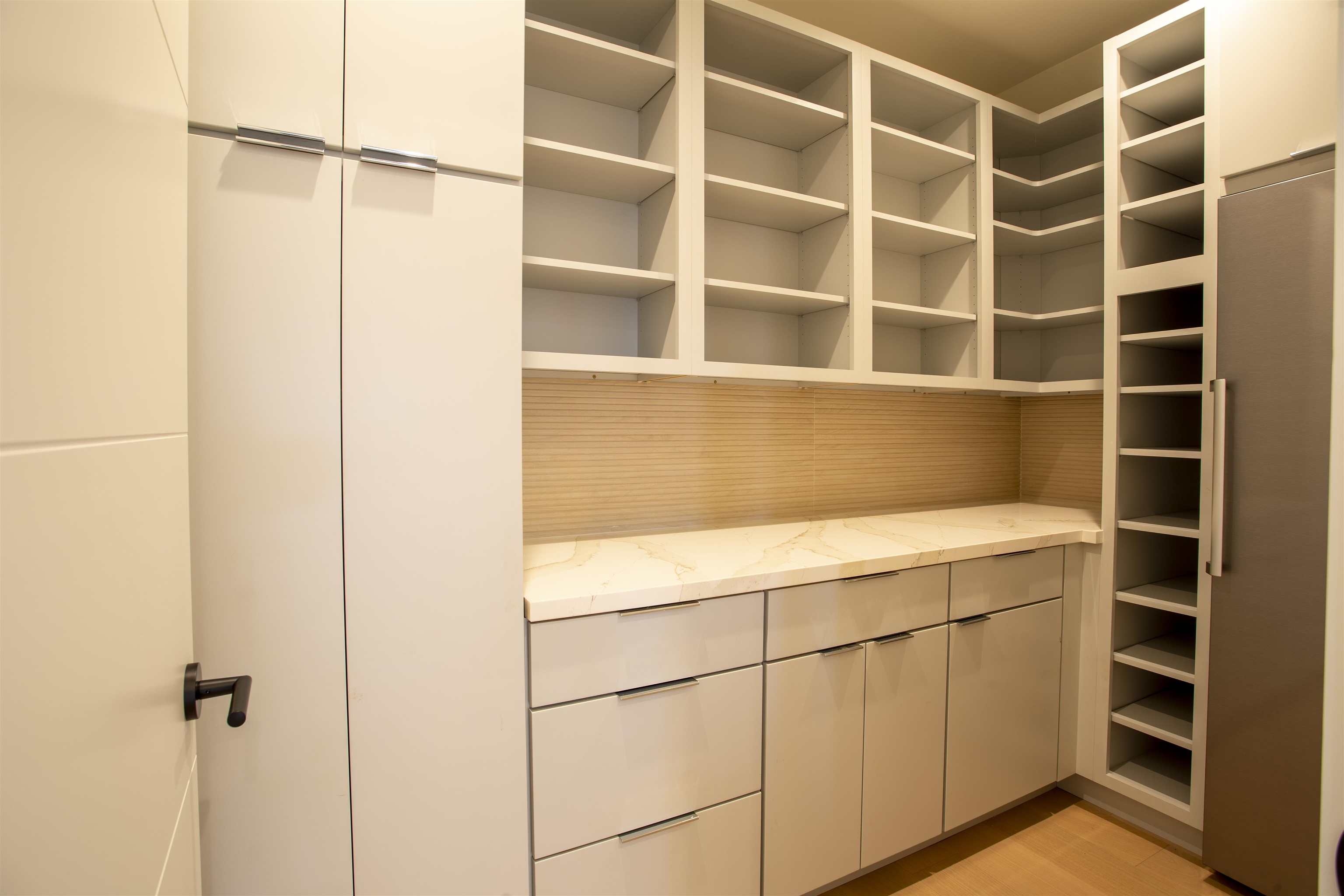 111 Mehana Road, Unit A Haiku, HI 96708 - Photo 17 of 41 a view of a room with shelves