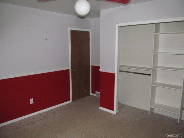 3772 South Livernois Road Rochester, MI 48307 - Photo 9 of 11 261-946188 - Bedroom 1 (2).JPG
