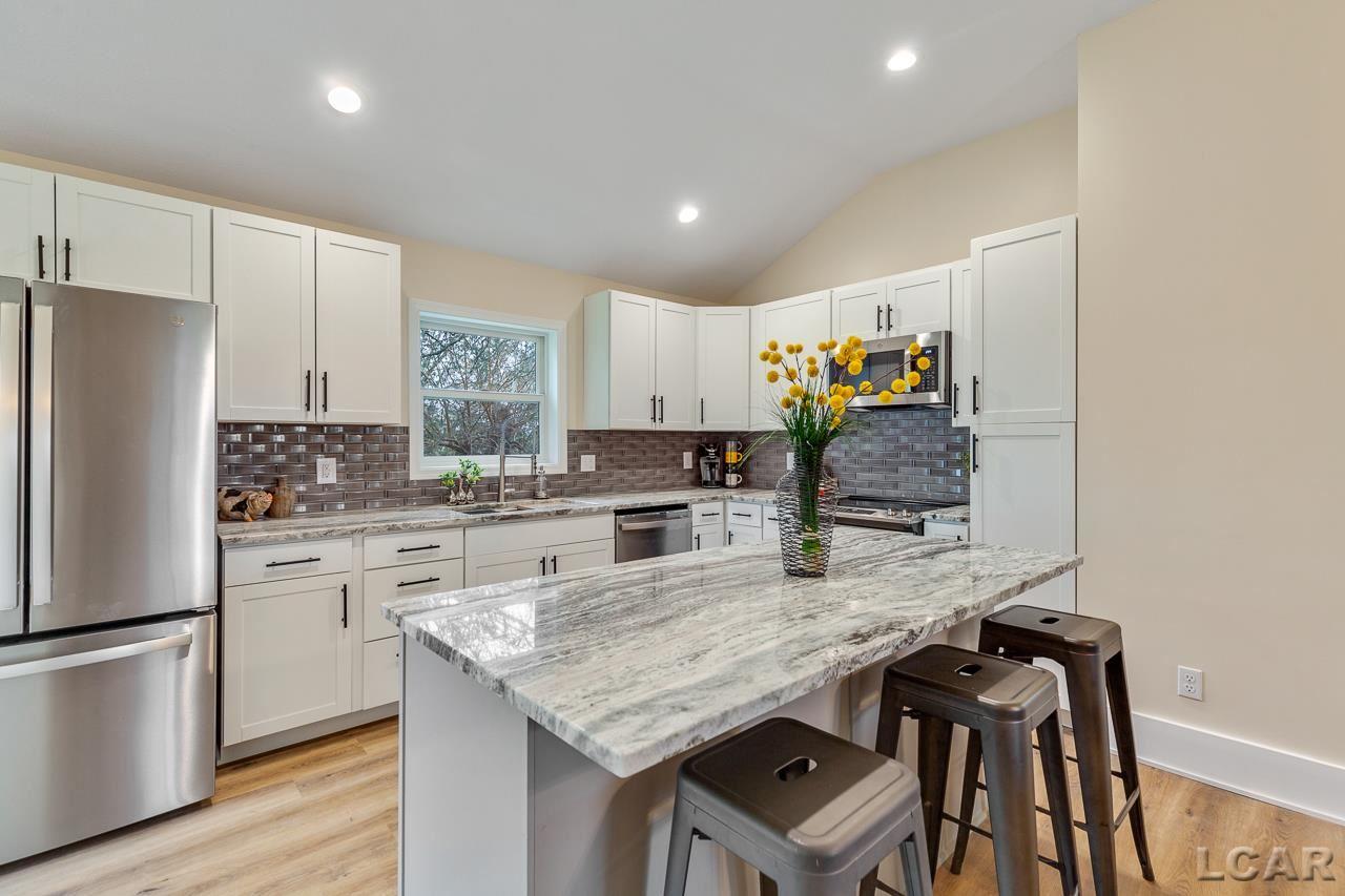 3881 West Beecher Road Adrian, MI 49221 - Photo 5 of 44
