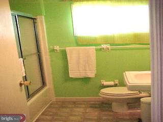 810 Eldridge Road Fairless Hills, PA 19030 - Photo 5 of 6 Gallery Image 5
