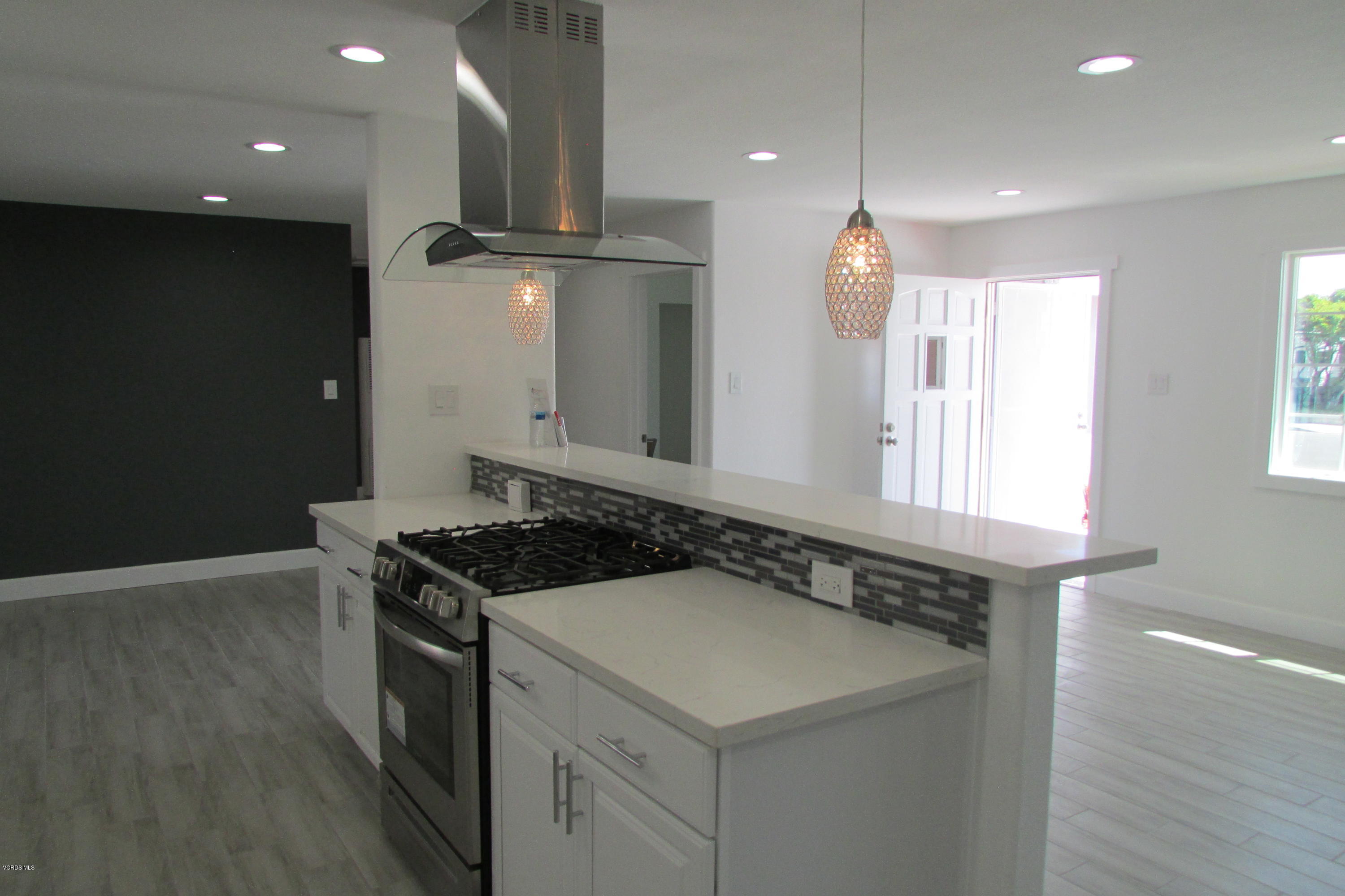 3139 Napa Street Oxnard, CA 93033 - Photo 11 of 42 IMG_4961