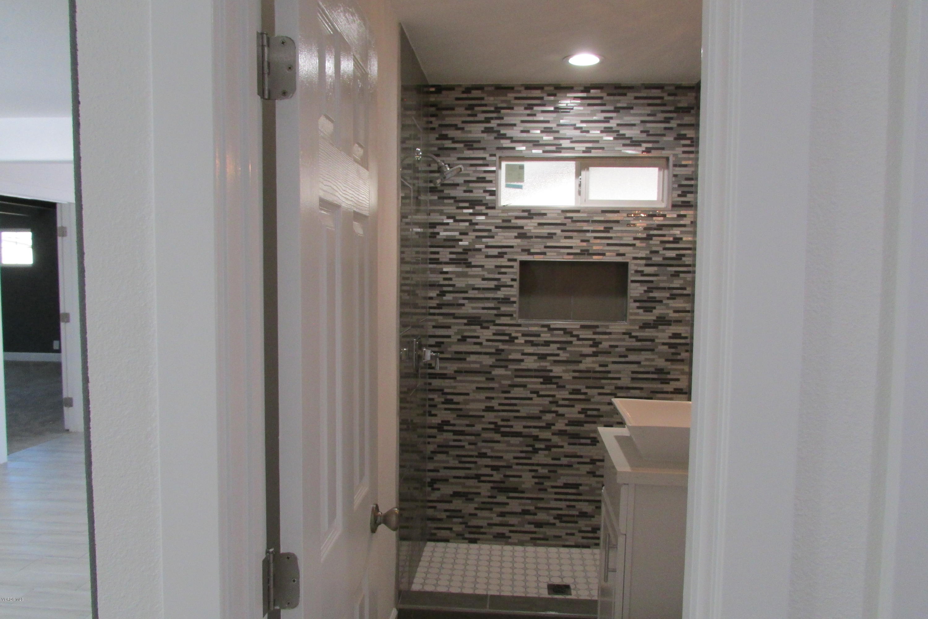 3139 Napa Street Oxnard, CA 93033 - Photo 19 of 42 IMG_4970