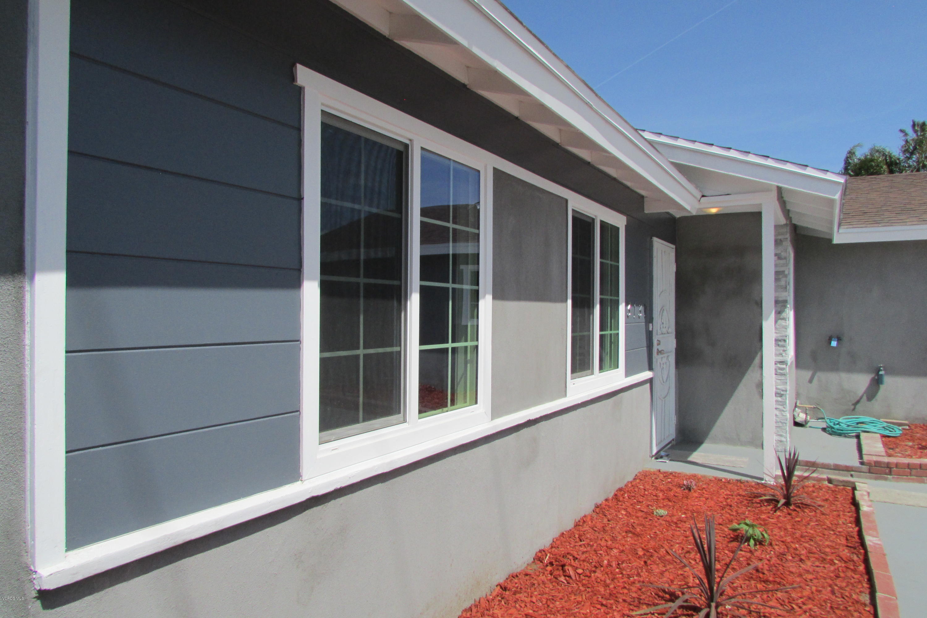 3139 Napa Street Oxnard, CA 93033 - Photo 7 of 42 IMG_4953